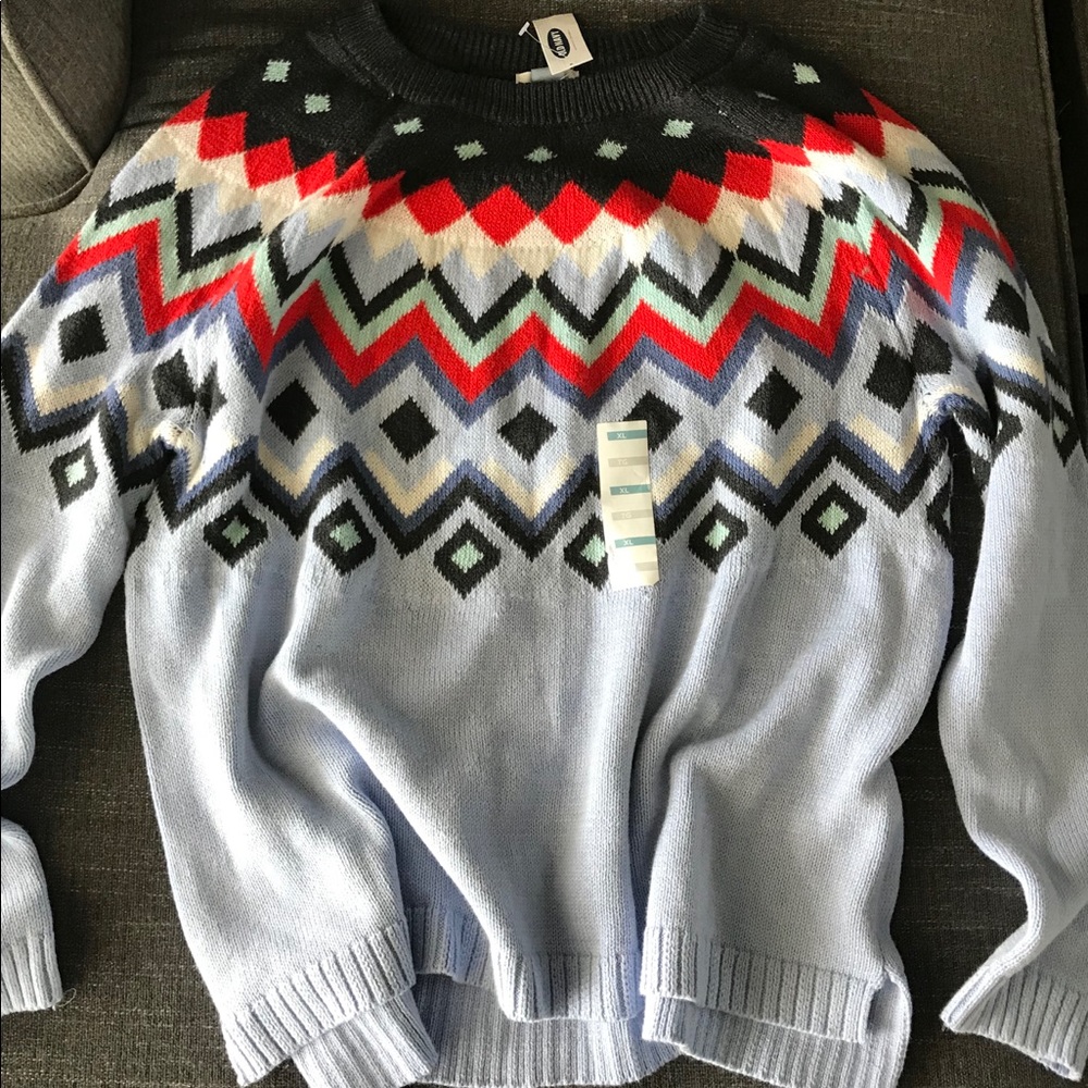 Old Navy Sweater. Size XL. - Picture 2 of 3